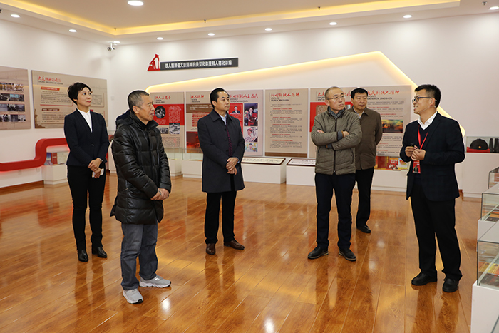 1542077068963070795.jpg ZXB_6383鍓湰.jpg